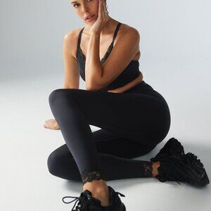 Savage X Fenty Hotline Lace-Trimmed High-Waist Legging